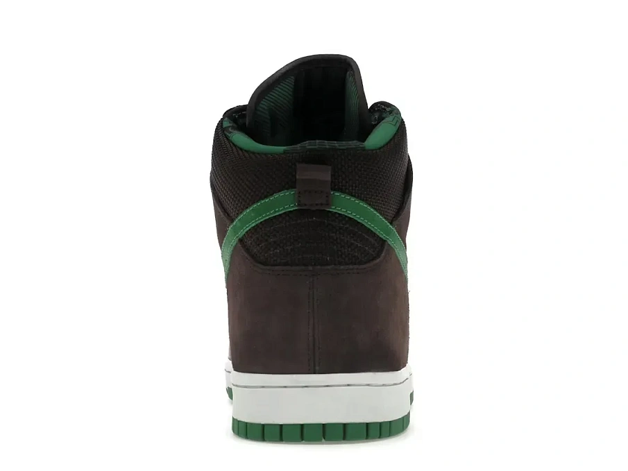Фото № 4 с приближением к товару «‎Nike Dunk High»