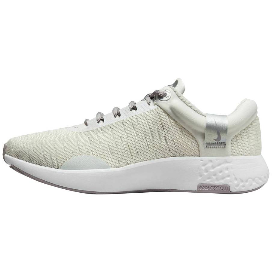 Фото № 1 с приближением к товару «‎Nike DO»