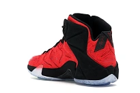 Фото № 5 с приближением к товару «‎Nike LeBron 12 EXT Kings Cloak»