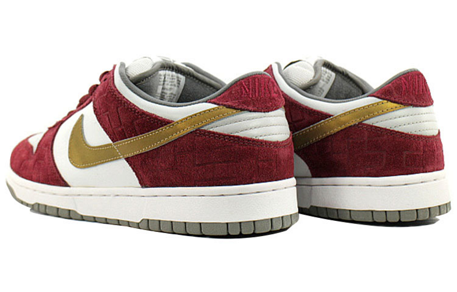 Фото № 4 с приближением к товару «‎Nike SB Dunk Low "Shanghai" Sneakers RedWhite»