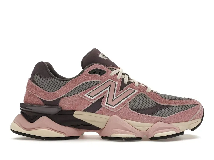 Фото № 1 с приближением к товару «‎New Balance 9060»