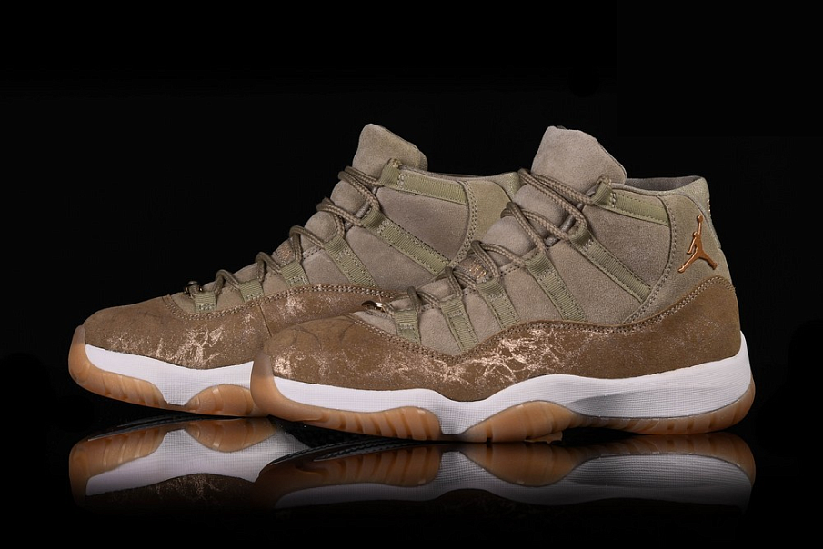 Фото № 4 с приближением к товару «‎Nike Air Jordan 11 Retro Wmns Lux»