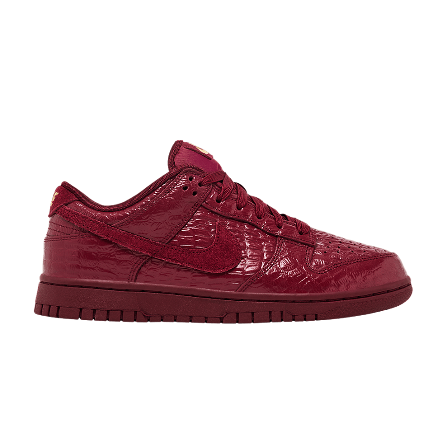 Фото № 1 с приближением к товару «‎Nike Women's Dunk Low Red Croc»