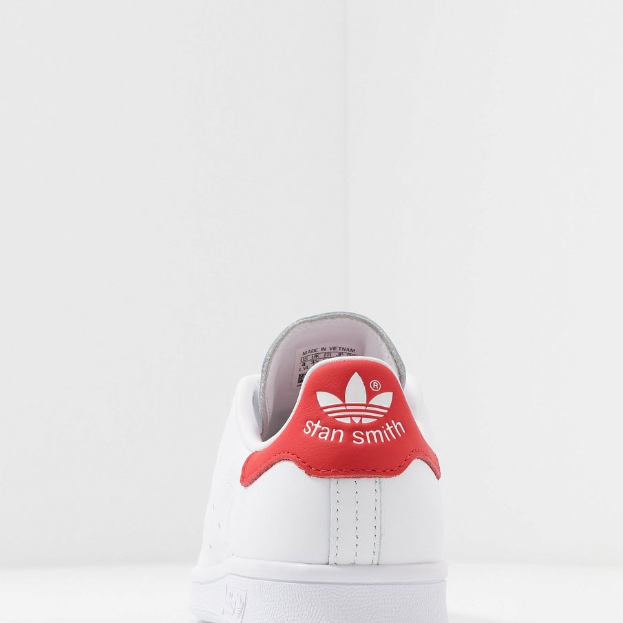 Фото № 4 с приближением к товару «‎Adidas Stan Smith »