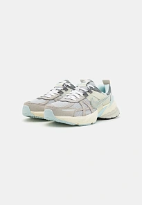 Фото № 2 с приближением к товару «‎V2K RUN»