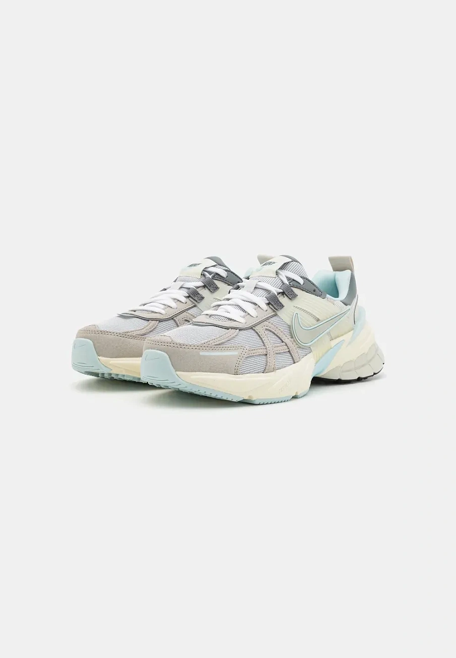 Фото № 2 с приближением к товару «‎V2K RUN»