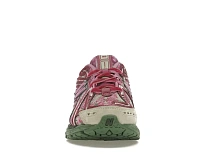 Фото № 2 с приближением к товару «‎New Balance 1906R»