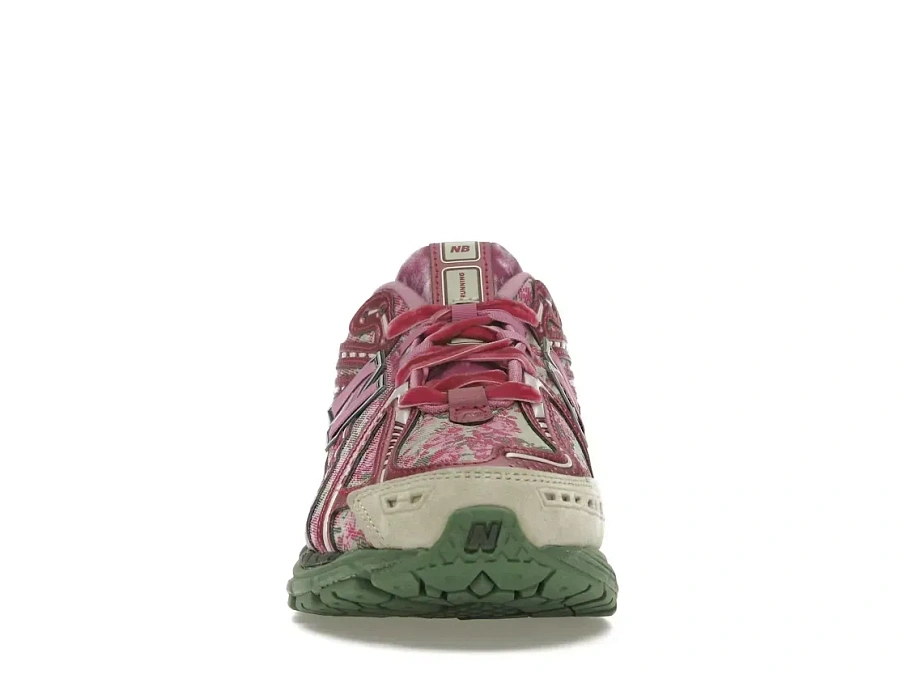 Фото № 2 с приближением к товару «‎New Balance 1906R»