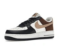 Фото № 4 с приближением к товару «‎Nike Air Force 1 Low 07 Mocha»