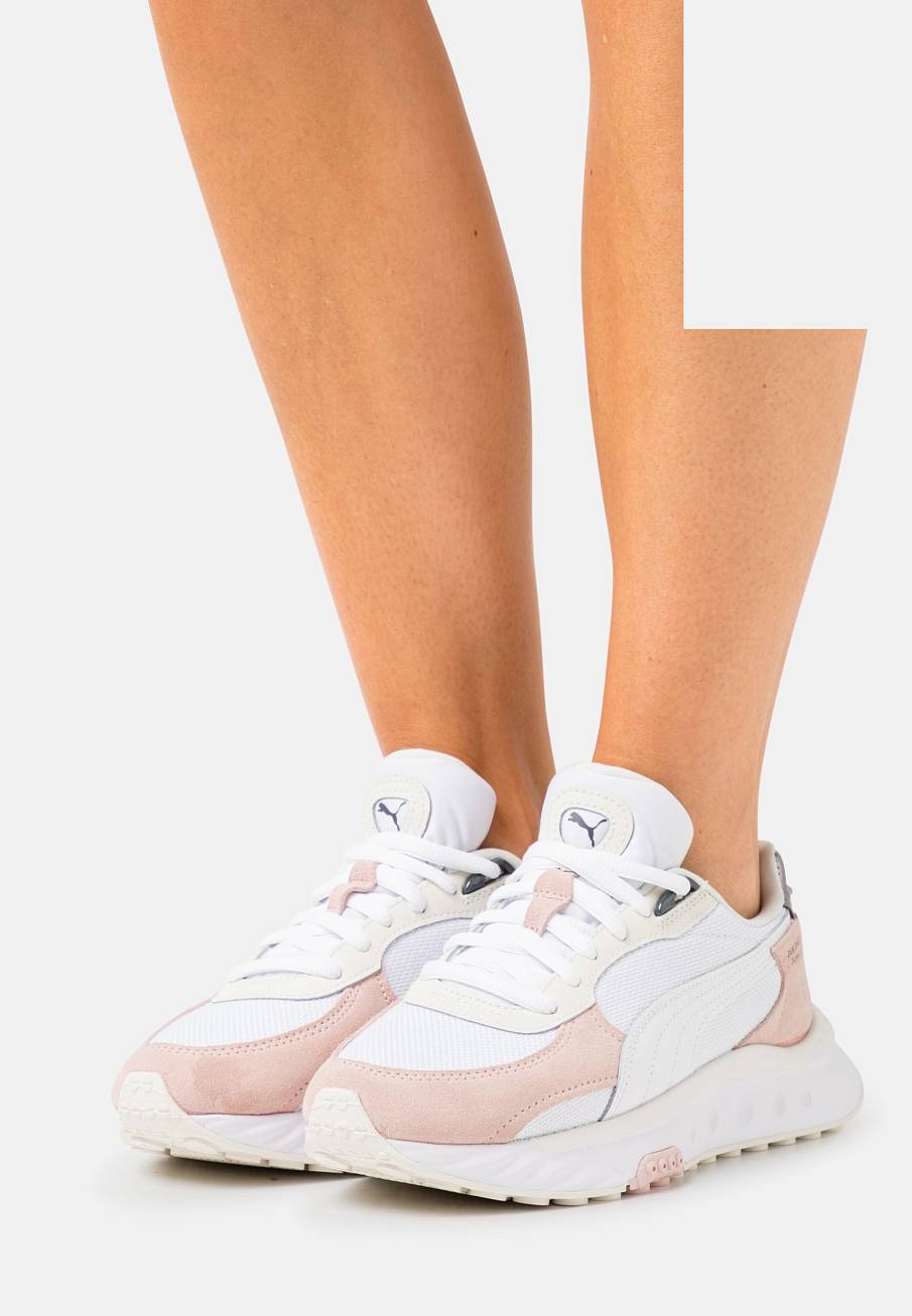 Фото № 2 с приближением к товару «‎Puma Wild Rider Soft »