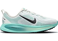 Фото № 1 с приближением к товару «‎Nike Vomero 18»
