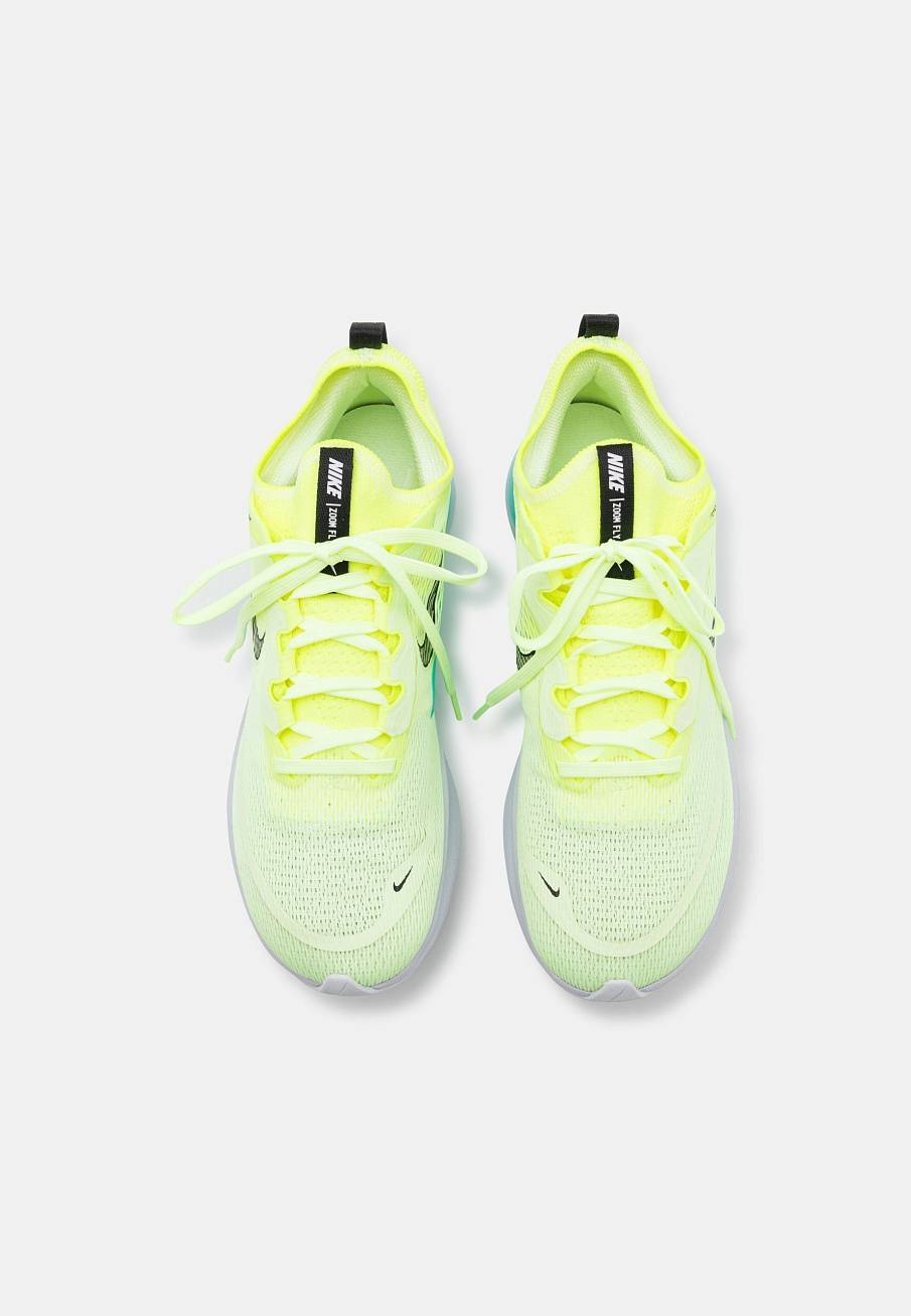 Фото № 4 с приближением к товару «‎Nike Zoom Fly 4»