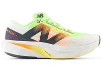 Фото № 1 с приближением к товару «‎New Balance FuelCell Rebel v4»