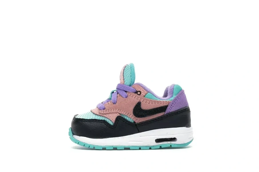 Фото № 3 с приближением к товару «‎Nike Air Max 1»