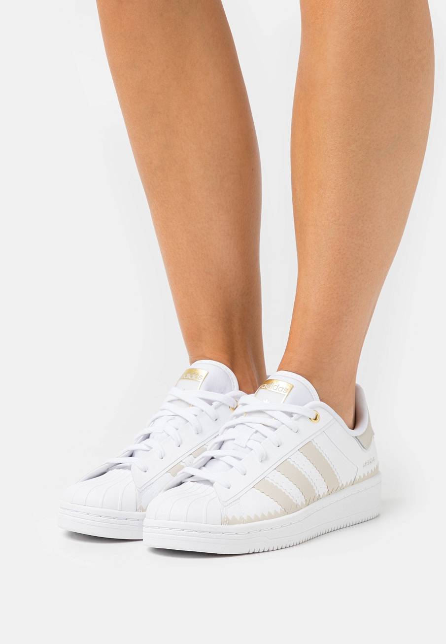 Фото № 2 с приближением к товару «‎Adidas Superstar Ot Tech »