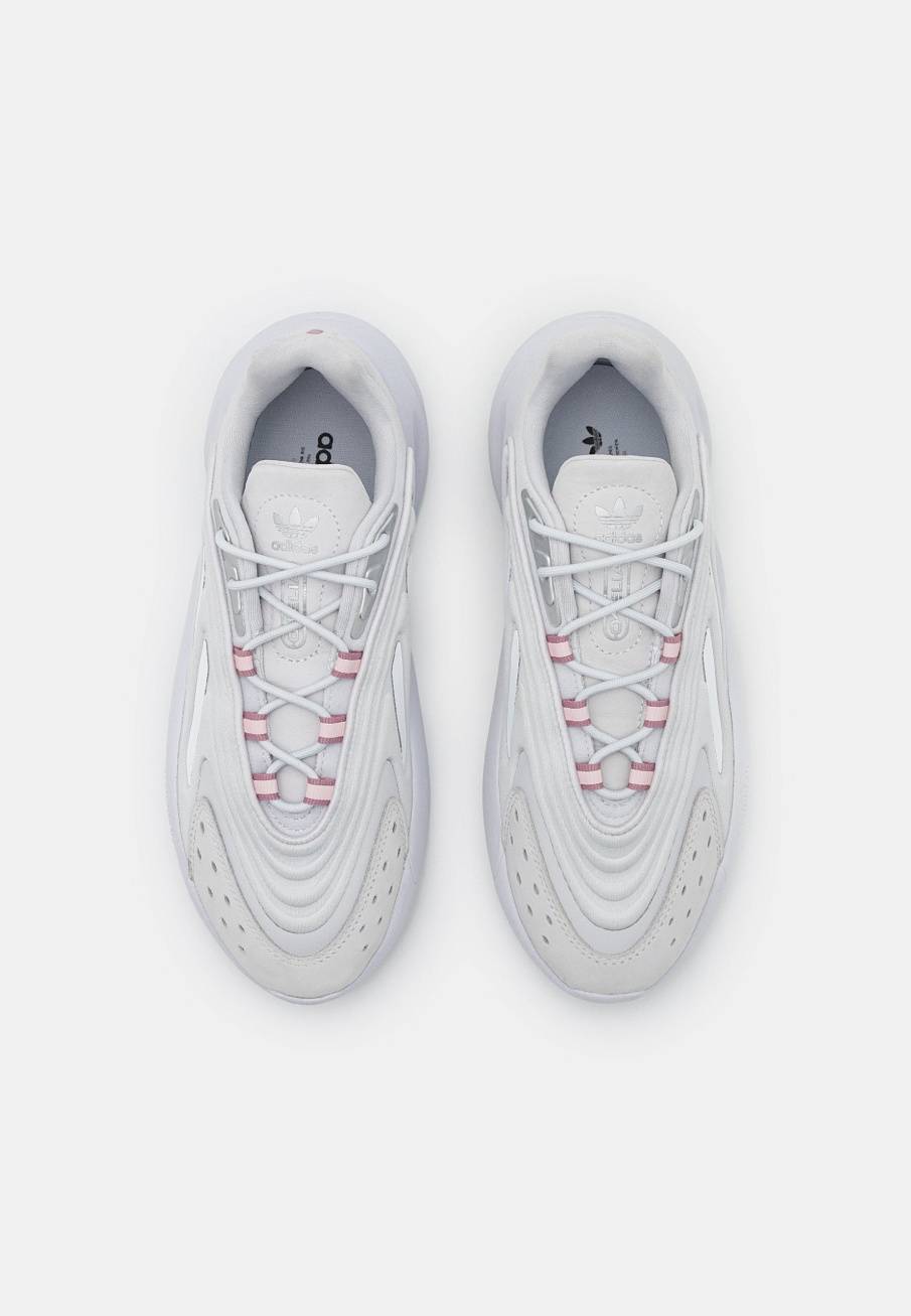 Фото № 5 с приближением к товару «‎Adidas Ozelia W »