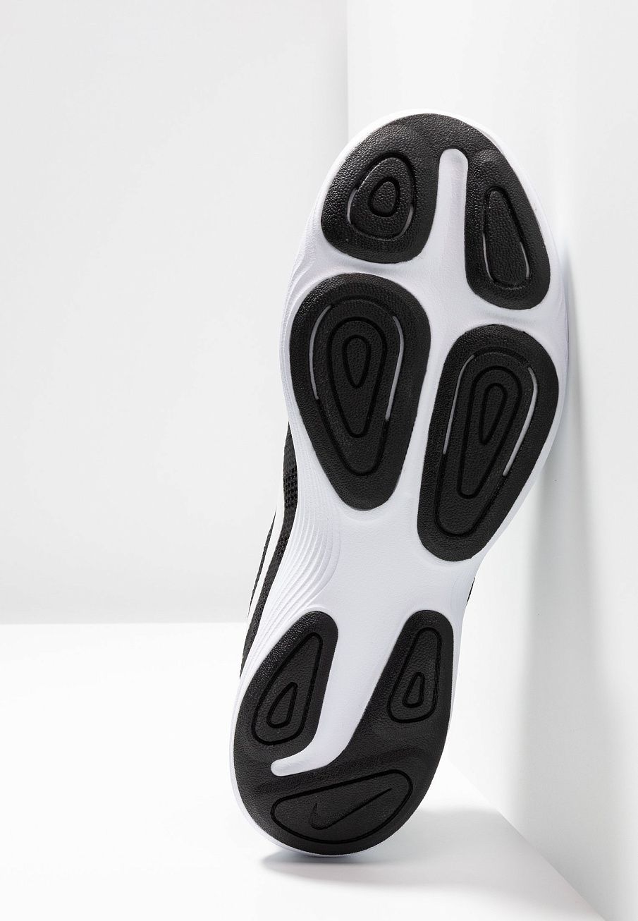 Фото № 5 с приближением к товару «‎Nike Revolution»