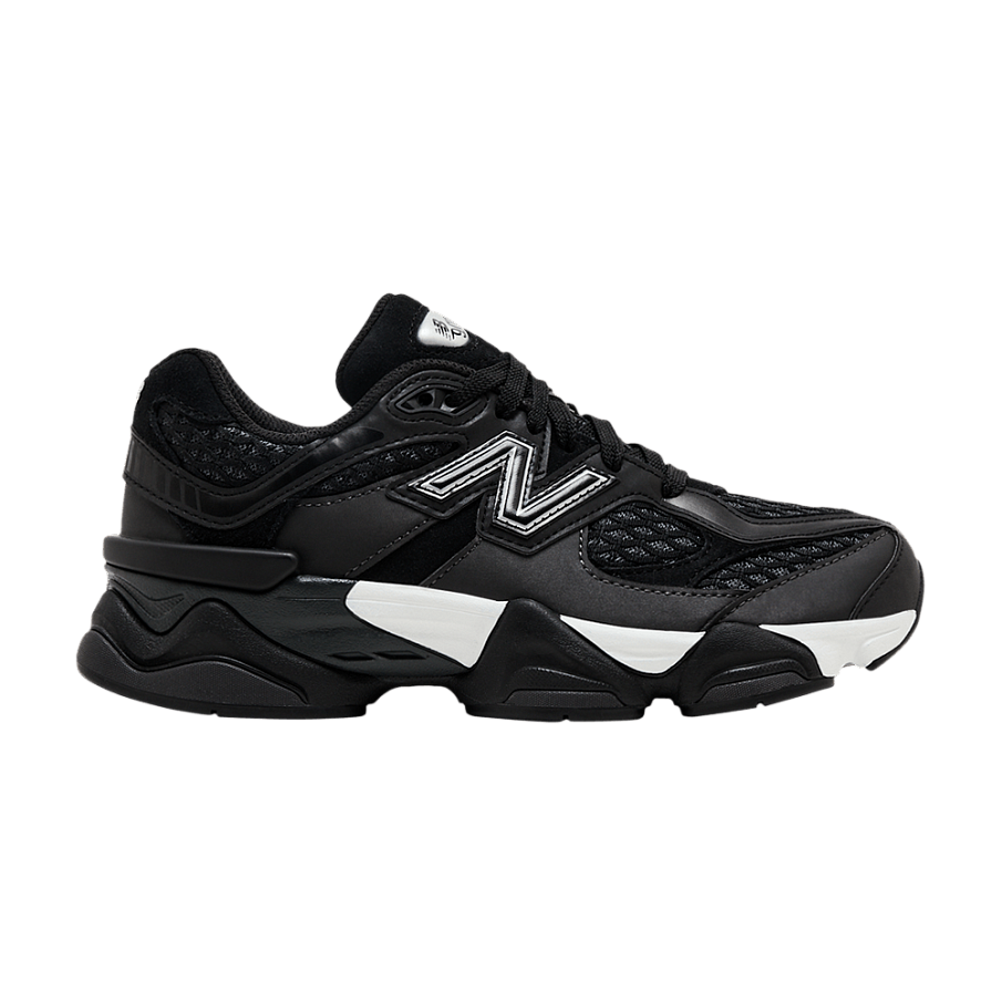 Фото № 1 с приближением к товару «‎New Balance 9060 Big Kid Black Silver Shoe Palace Exclusive (GC9060NR)»