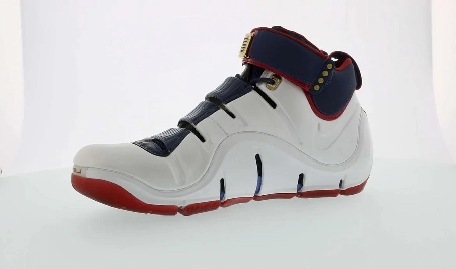 Фото № 2 с приближением к товару «‎Nike LeBron 4 Playoffs»