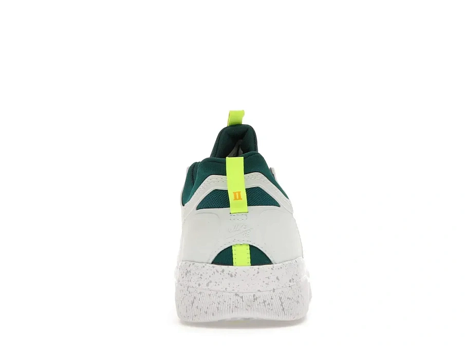 Фото № 4 с приближением к товару «‎Nike SB Nyjah Free 2 Summit White University Gold»