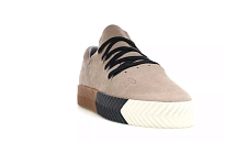 Фото № 2 с приближением к товару «‎adidas AW Skate Alexander Wang Light Grey»
