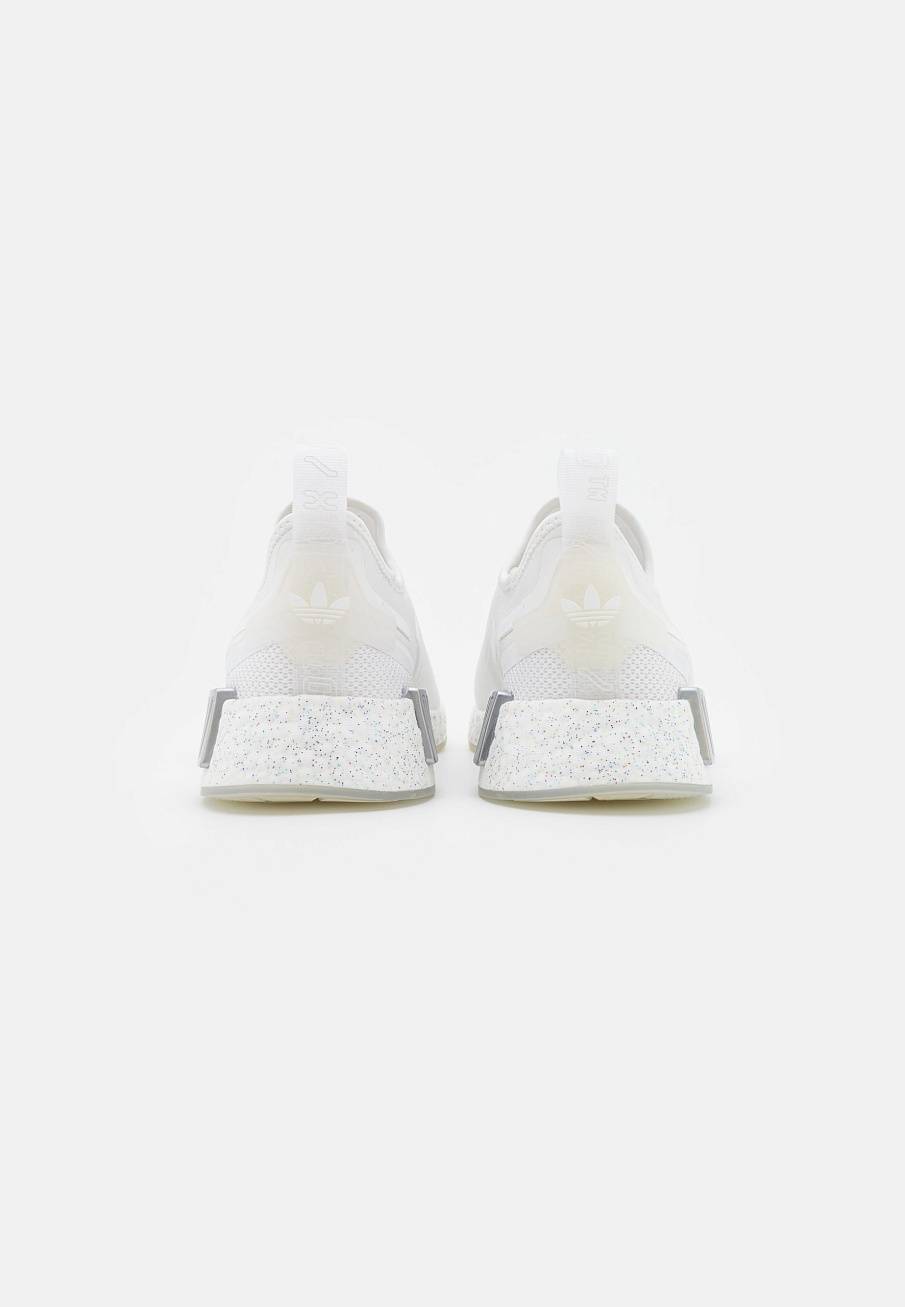 Фото № 4 с приближением к товару «‎Adidas Nmd_r1 Spectoo »