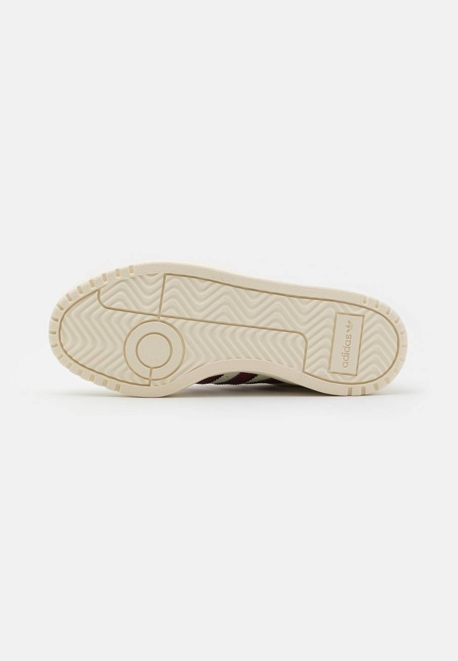 Фото № 5 с приближением к товару «‎Adidas Ny 90 »