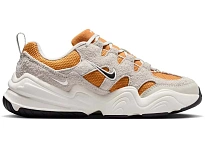 Фото № 1 с приближением к товару «‎Nike Tech Hera»