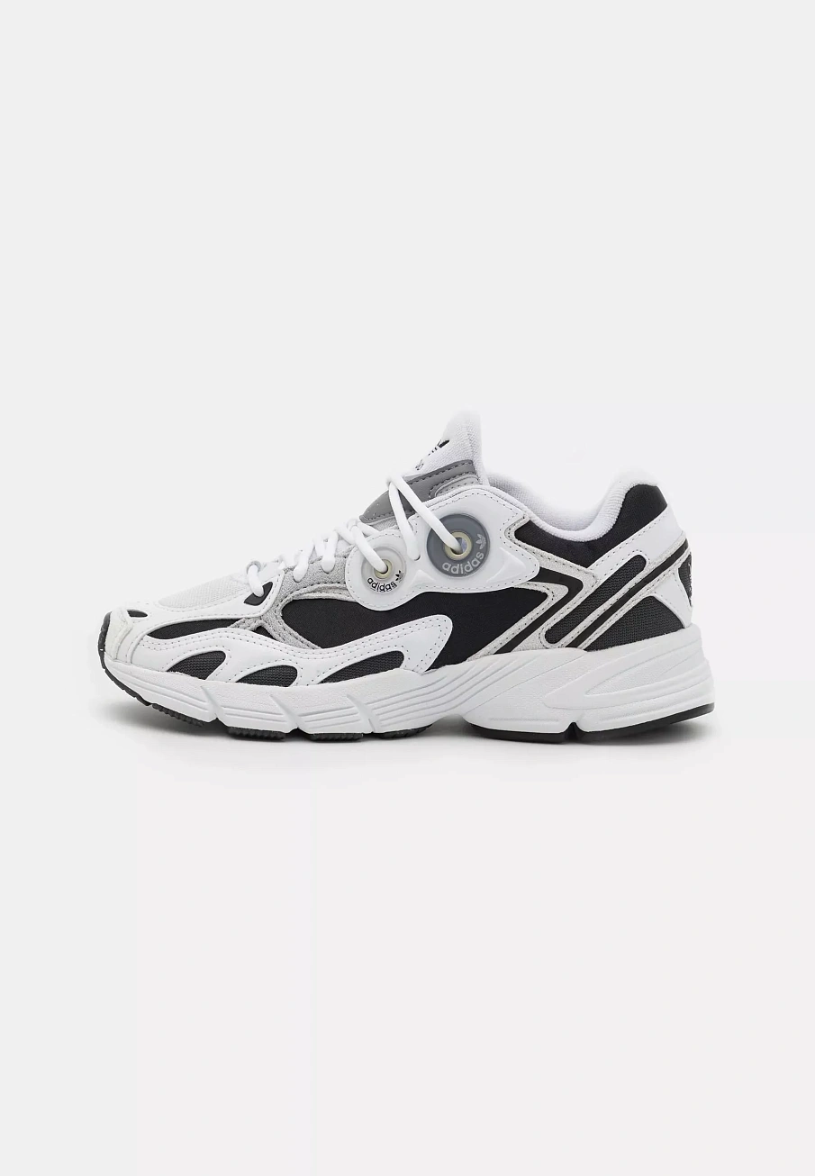 Фото № 4 с приближением к товару «‎ADIDAS ASTIR »