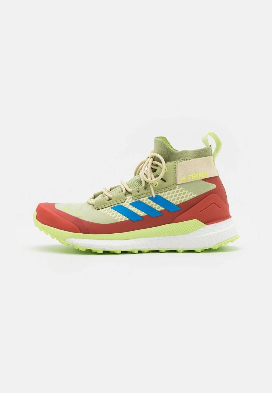 Фото № 1 с приближением к товару «‎Кроссовки Adidas SPAD542A36V-B13»