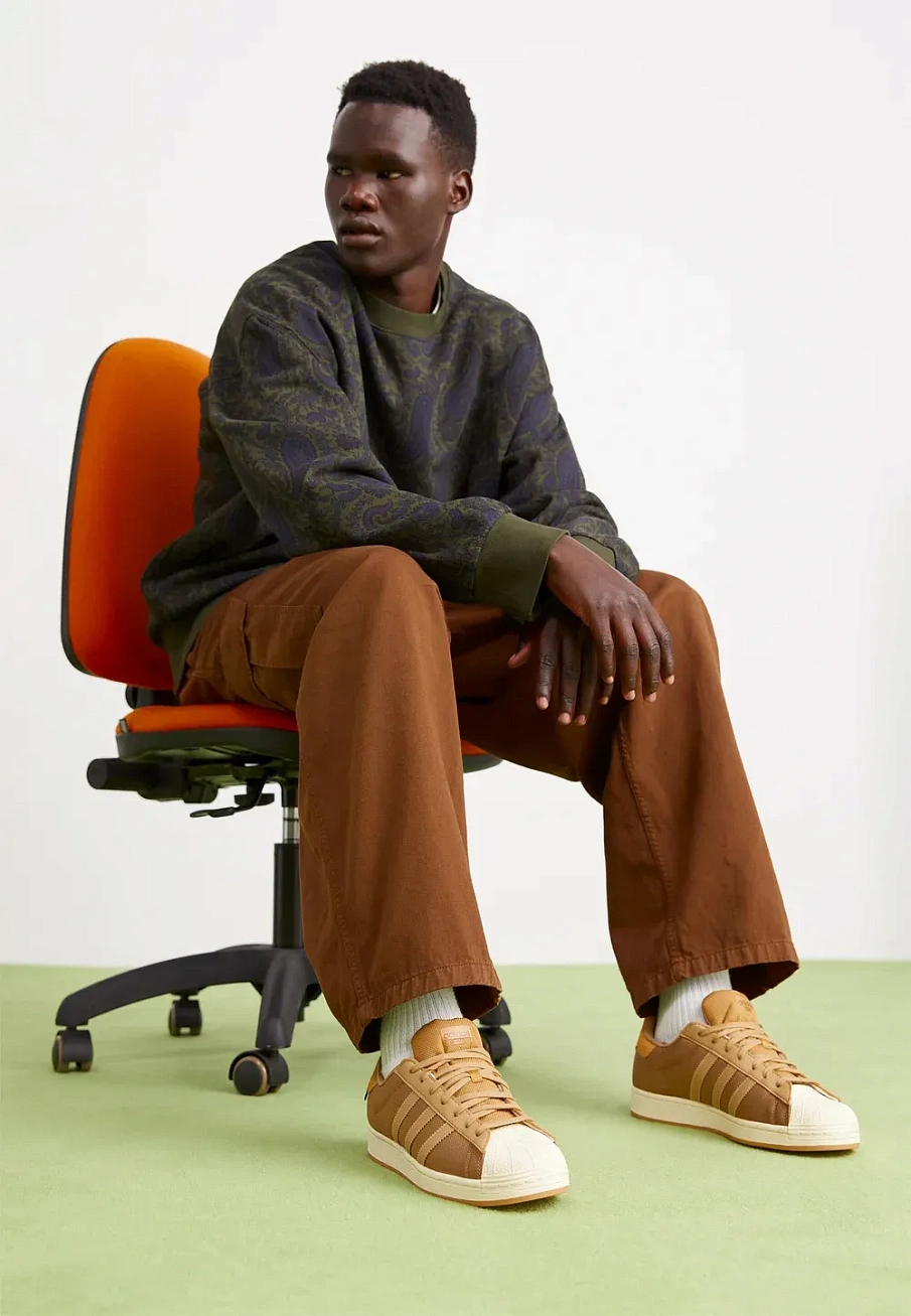 Фото № 3 с приближением к товару «‎SUPERSTAR UNISEX»