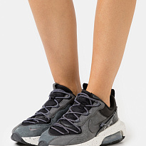 Фото № 2 с приближением к товару «‎Nike Air Max Verona 2.0 »