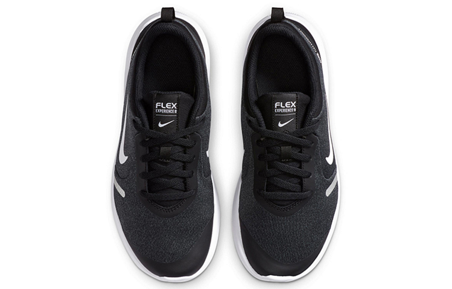 Фото № 4 с приближением к товару «‎Nike Flex Experience RN 8 (GS) BlackWhite»