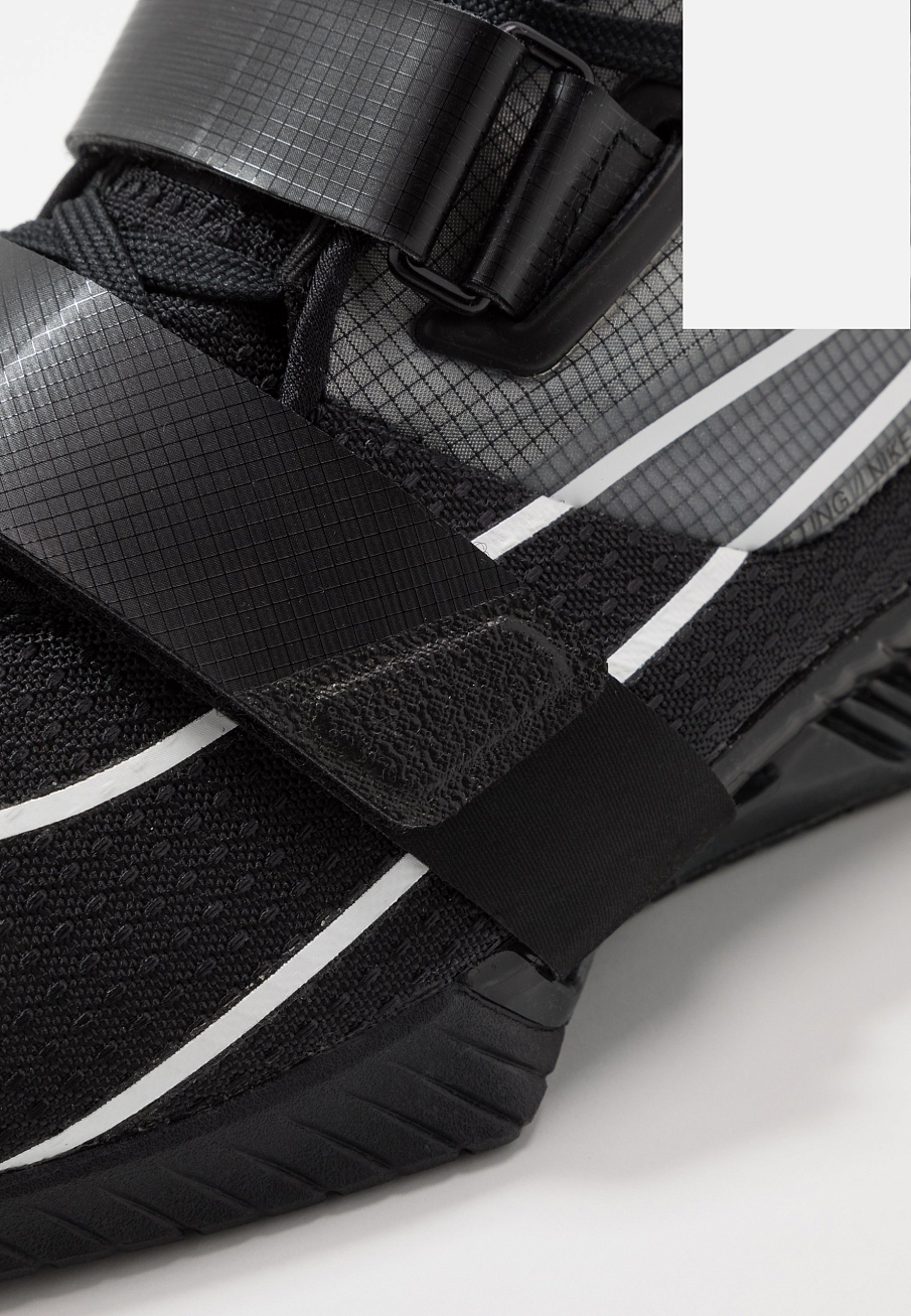 Фото № 3 с приближением к товару «‎Nike»