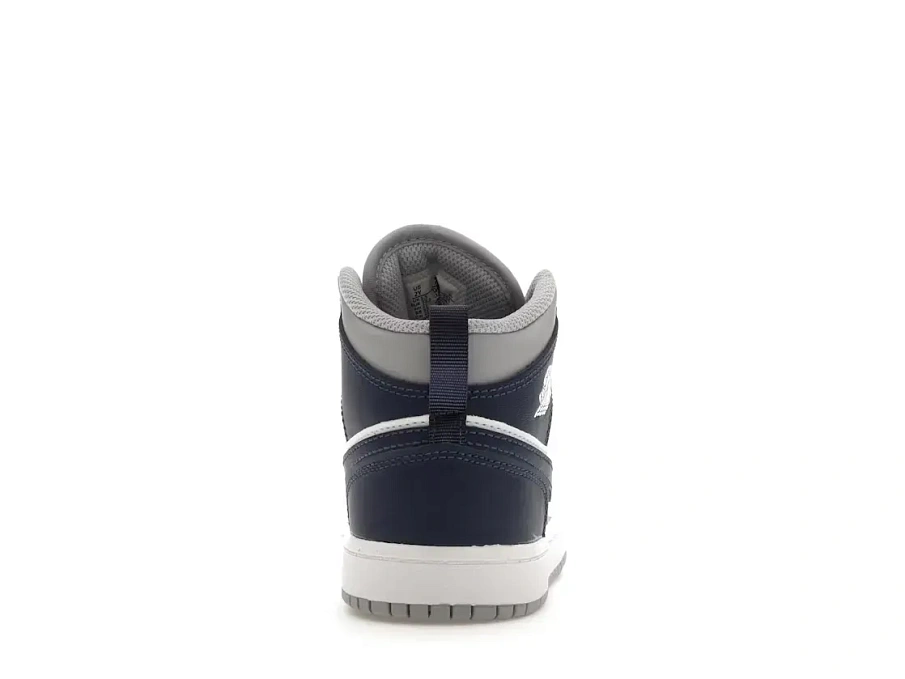 Фото № 4 с приближением к товару «‎Jordan 1 Mid»