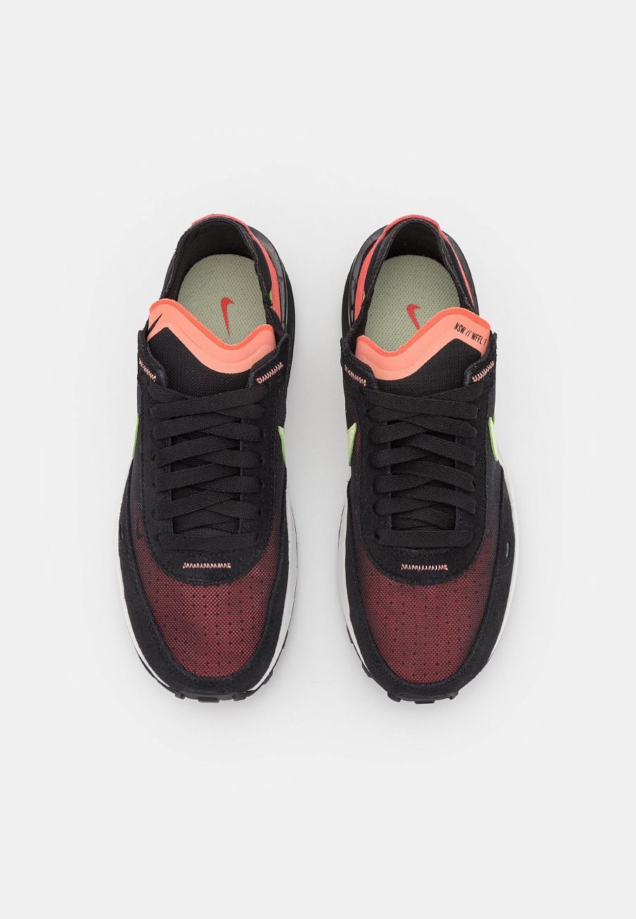 Фото № 4 с приближением к товару «‎Nike Waffle One »