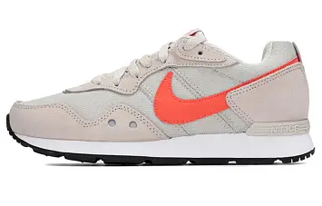 Nike Venture Runner GreyWhite Wmns - 1