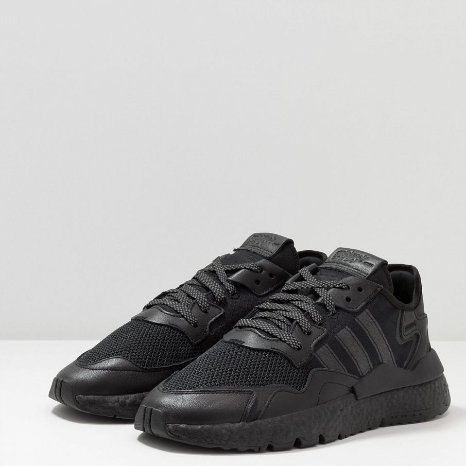 Фото № 5 с приближением к товару «‎Adidas Nite Jogger »