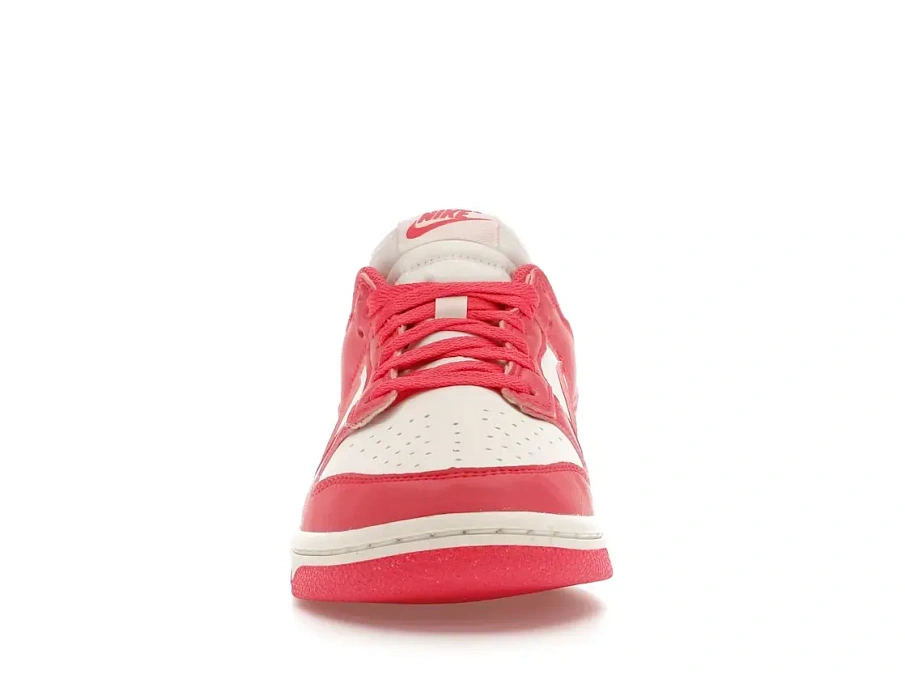 Фото № 2 с приближением к товару «‎Nike Dunk Low Next Nature»