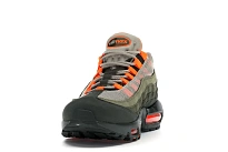 Фото № 4 с приближением к товару «‎Nike Air Max 95 OG Neutral Olive Total Orange»