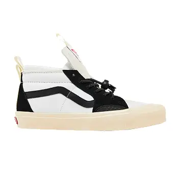Advisory Board Crystals x Vans Sk8-Hi EXT Black White - 1