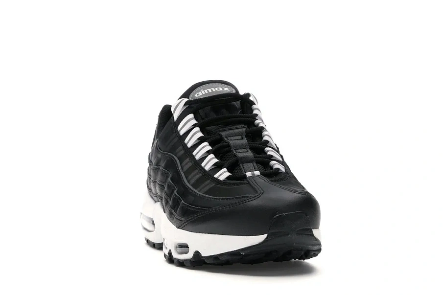 Фото № 2 с приближением к товару «‎Nike Air Max 95 Black Reflect Silver »