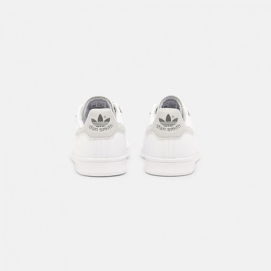Фото № 3 с приближением к товару «‎Adidas Stan Smith »