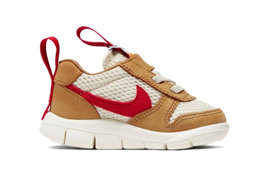 Фото № 2 с приближением к товару «‎Tom Sachs X Nike Craft Mars Yard 2.0 Tdyellowwhite»