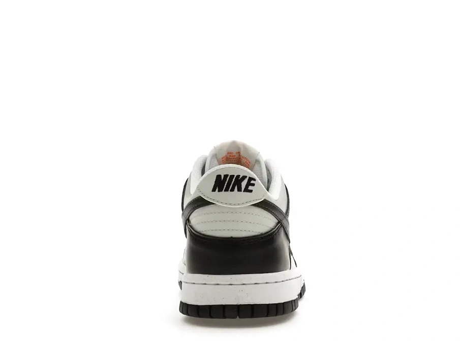Фото № 4 с приближением к товару «‎Nike Dunk Low»