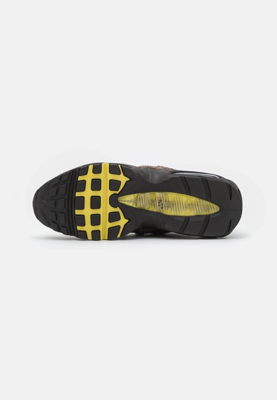 Фото № 4 с приближением к товару «‎Nike Air Max 95 »