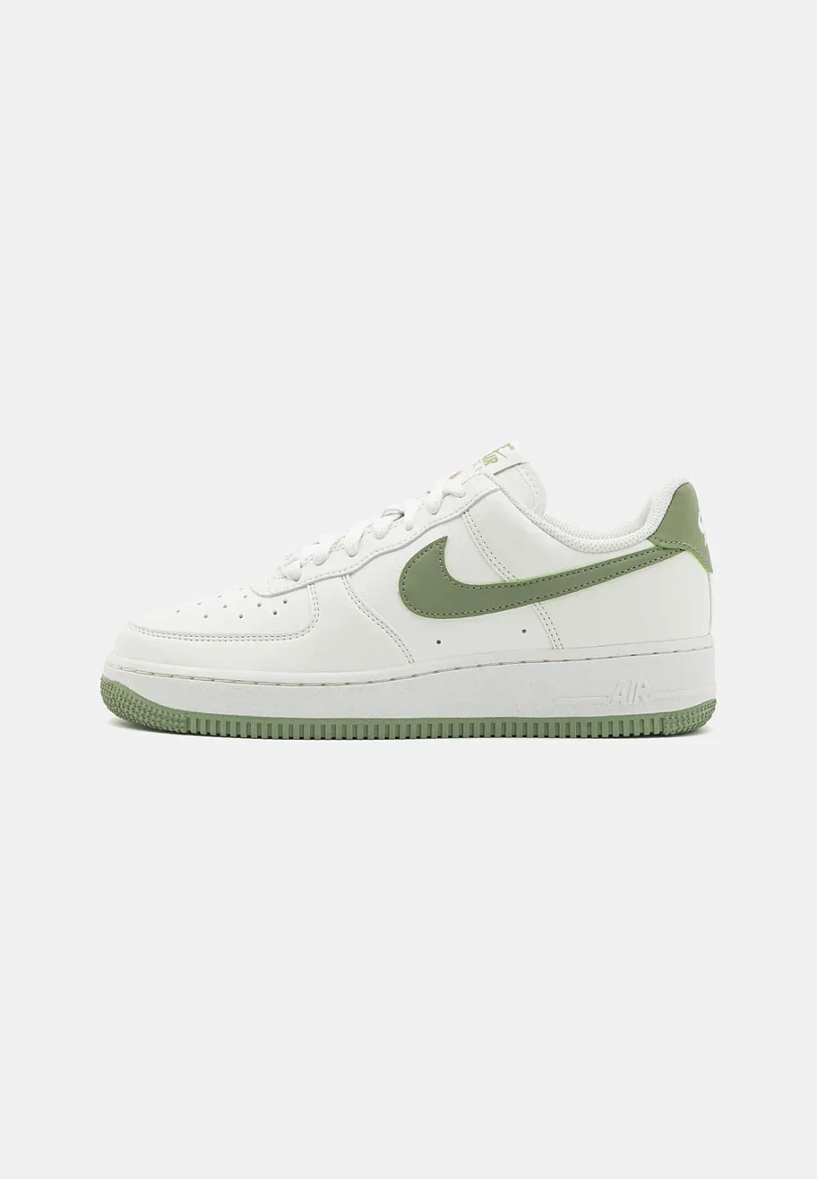 Фото № 1 с приближением к товару «‎AIR FORCE 1 07 NEXT NATURE»