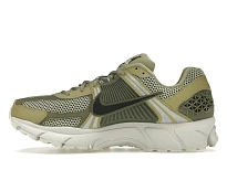 Фото № 3 с приближением к товару «‎Nike Zoom Vomero 5»