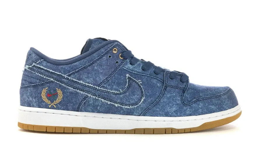 Фото № 1 с приближением к товару «‎Nike SB Dunk Low Rivals Pack (East)»
