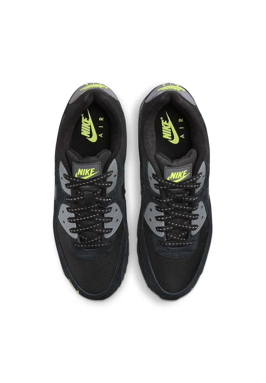 Фото № 3 с приближением к товару «‎AIR MAX 90»